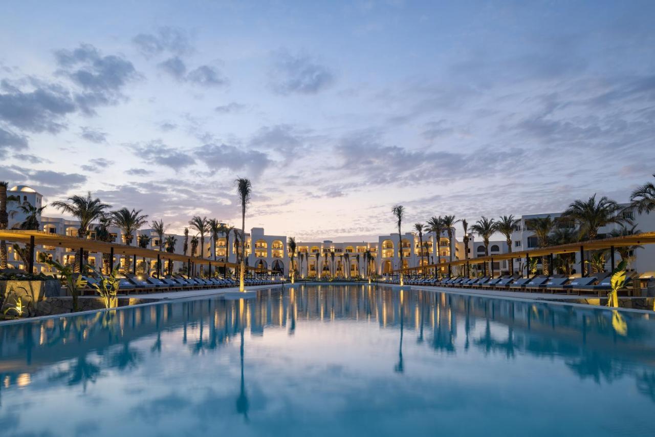 הורגהדה Serry Beach Resort מראה חיצוני תמונה